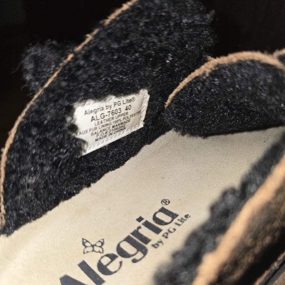 Alegria Plaid Leather Clogs. Non Slip Adjustable. Lined. Size 9 - Picture 9 of 9